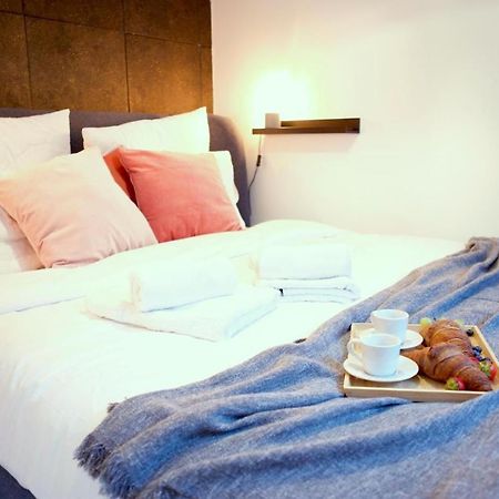 P&O Serviced Apartments Kinowa Varšava Exteriér fotografie